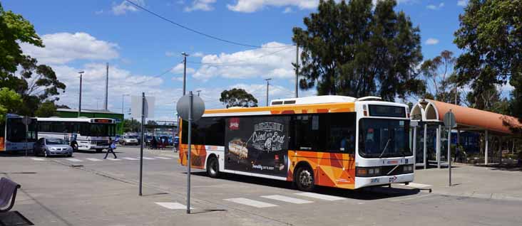 CDC Melbourne Volvo B10BLE Volgren CR221L 80